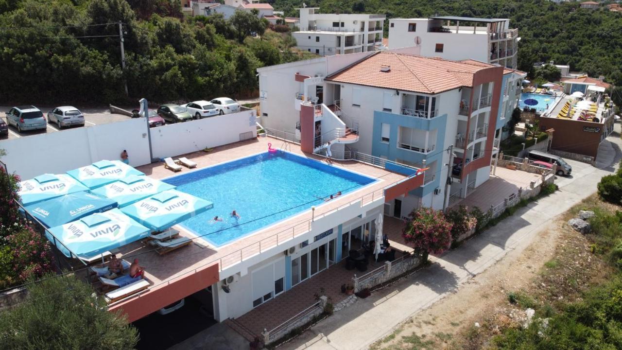 Apartments De Lara ウトイェハ エクステリア 写真