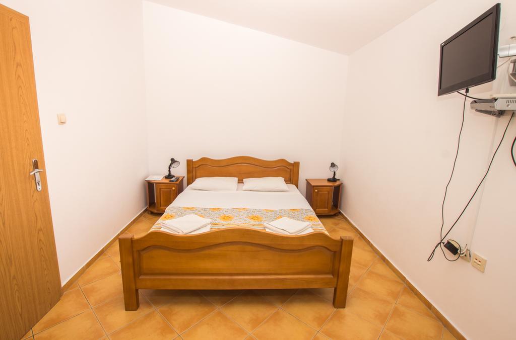 Apartments De Lara ウトイェハ エクステリア 写真